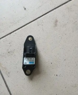 Honda Accord Airbag deployment crash/impact sensor 77970