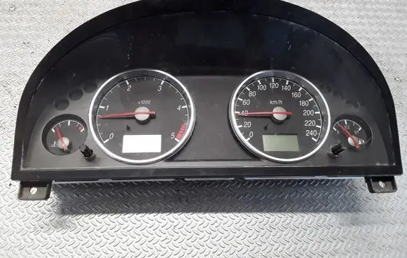 Ford Mondeo Mk III Speedometer (instrument cluster) 44ZU187
