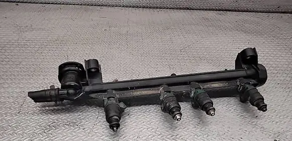 Volkswagen Golf IV Fuel injectors set 037906031AA O6A133317A