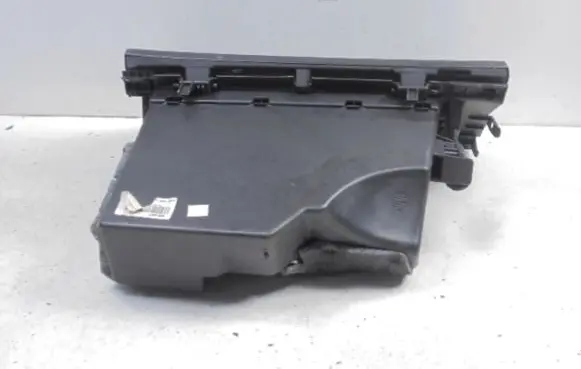 Peugeot 308 Glove box 9655993677