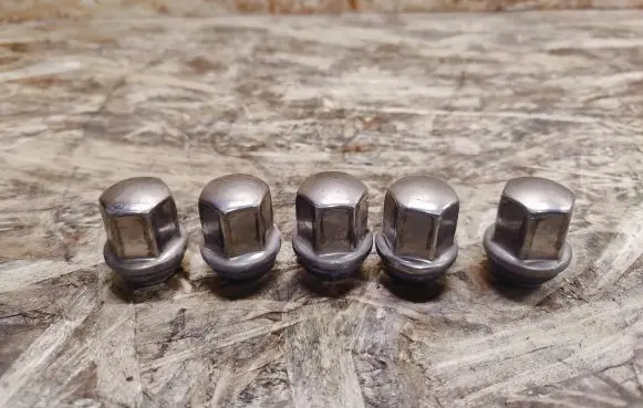 Cadillac XTS Nuts/bolts 