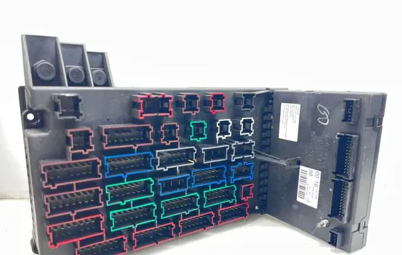 Mercedes-Benz ML W163 Fuse module 1635450016