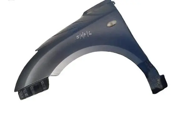 Suzuki Swift II Fender