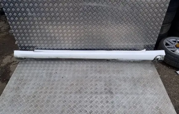 Tesla Model S Sill 600587400J