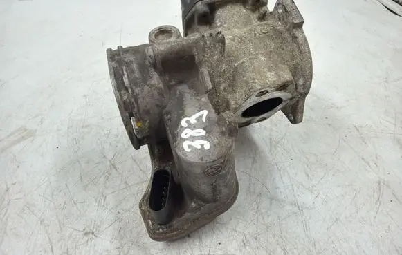 Mitsubishi Lancer X Throttle valve 03G128063B