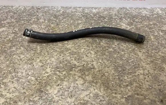 Mercedes-Benz S W220 Engine coolant pipe/hose 625411