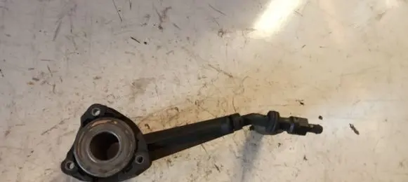 Clutch slave cylinder