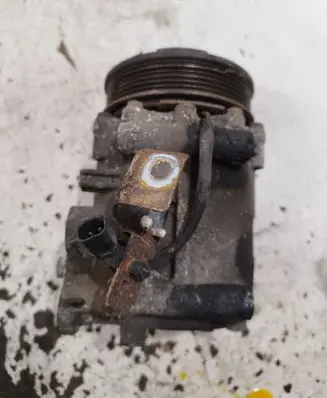 Ford Fiesta Air conditioning (A/C) compressor (pump)