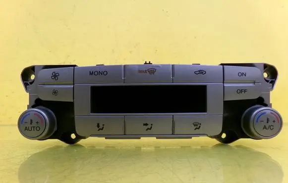 Ford Mondeo MK IV Climate control unit 7S7718C612AH