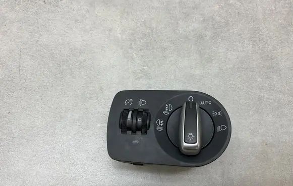 Audi A1 Light switch 8X2941531M