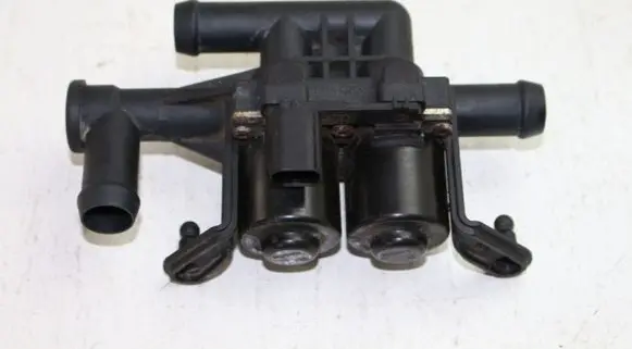 BMW 5 F10 F11 Coolant heater control valve 9119164