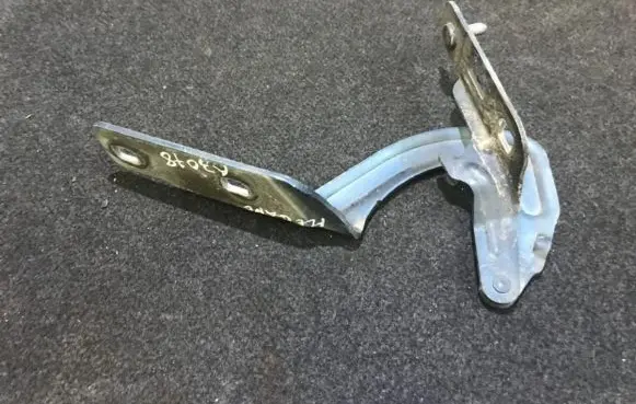 Renault Megane I Engine bonnet/hood hinges
