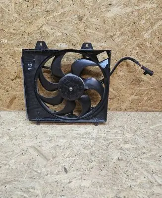 Peugeot 208 Electric radiator cooling fan