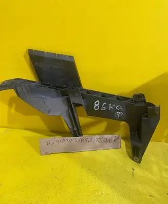 BMW X3 E83 Headlight/headlamp mounting bracket 1301073025