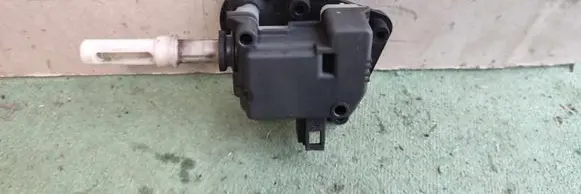 Audi A6 Allroad C5 Tailgate boot lock/latch motor 8E9827833