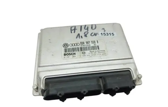 Audi A4 S4 B5 8D Engine control unit/module 8D0907558B 0261204774