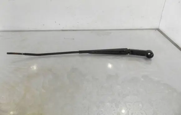 Citroen C4 Grand Picasso Front wiper blade arm
