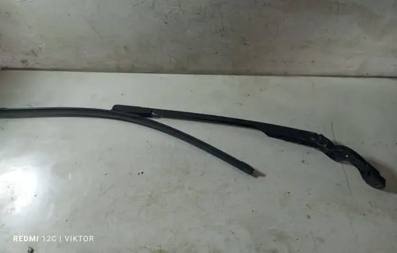 Audi A6 S6 C6 4F Front wiper blade arm 4F1955407B