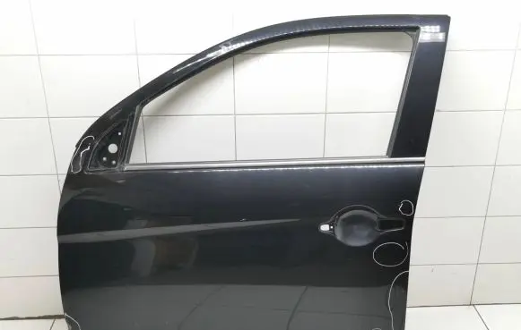 Mitsubishi ASX Front door