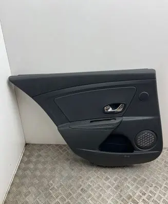 Renault Megane III Rear door card panel trim 156049082 829A10931R