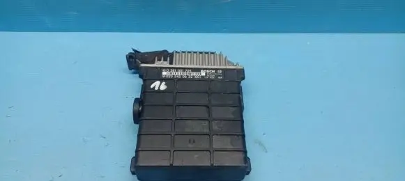 Mercedes-Benz Vito Viano W638 Engine control unit/module 0235450632 0281001705