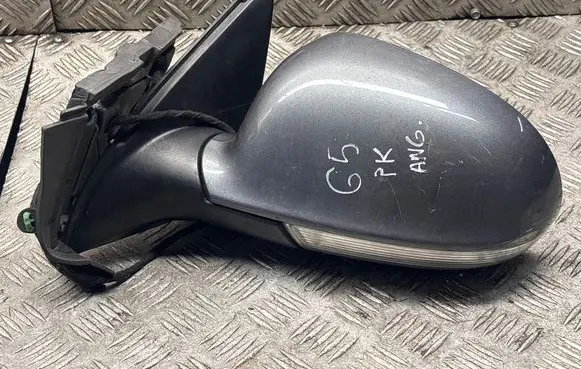 Volkswagen Golf Plus Front door electric wing mirror 1K5857933