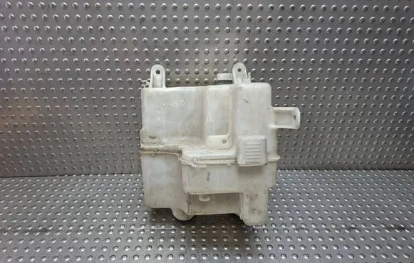 Lexus RX 330 - 350 - 400H Windshield washer fluid reservoir/tank S27730882 HLC33068