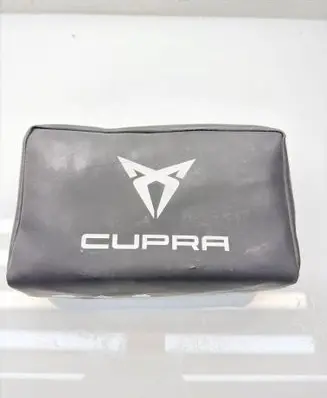 Cupra Formentor First aid kit 