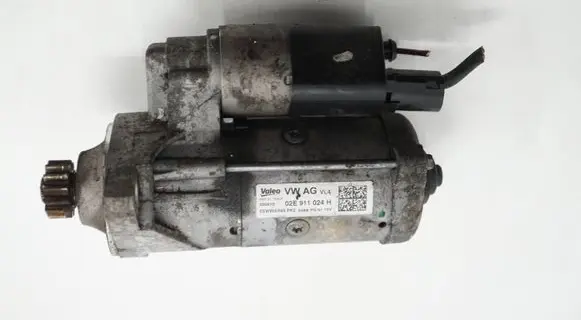 Volkswagen PASSAT B7 Starter motor 02E911024HACR 02E911024H