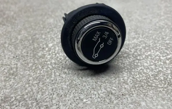 Opel Insignia A Tailgate opening switch 22939387