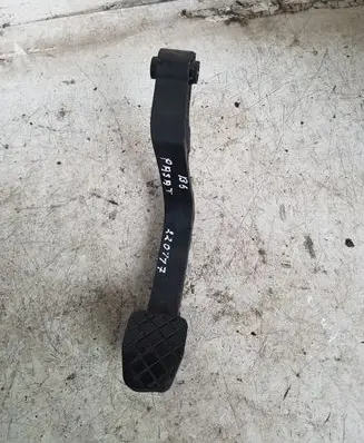 Volkswagen PASSAT B6 Brake pedal