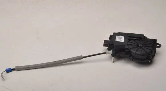 Land Rover Discovery Sport Tailgate exterior lock DK62-404C10-AE