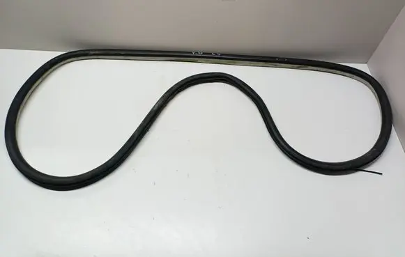 Citroen C5 Front door rubber seal 00009025Q4