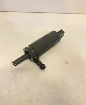 Audi A4 S4 B7 8E 8H Headlight washer pump 3B7955681