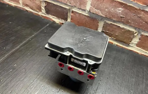 Porsche 997 ABS Pump 99735575555 0265236002