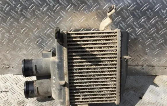 Volvo S40, V40 Intercooler radiator