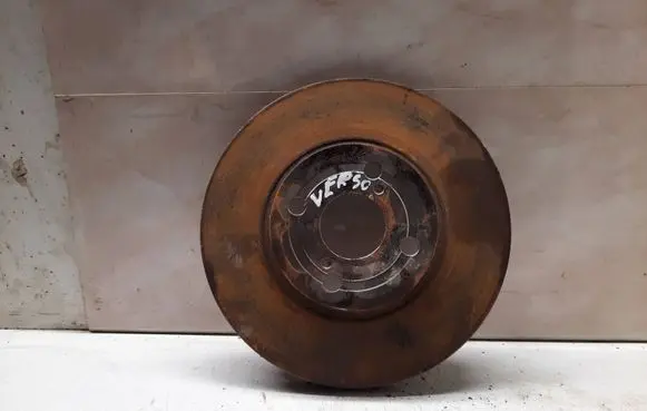 Toyota Corolla Verso E121 Front brake disc
