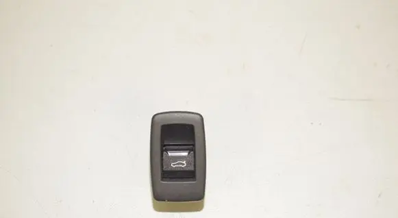 BMW X1 U11 Tailgate/boot open switch button 5A2BCB6 61315A2BCB6