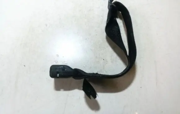 Suzuki Vitara (LY) Middle seatbelt (rear) 8498554p01 8498554p00