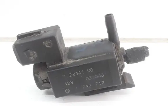 BMW X5 E53 Turbo solenoid valve 72234100 1742712