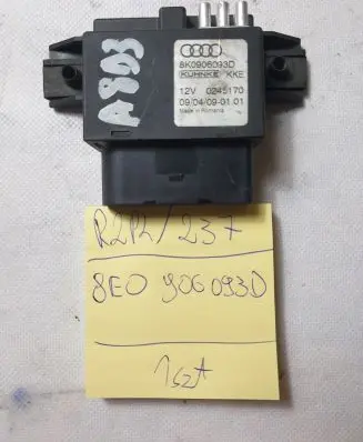 Audi A4 S4 B8 8K Fuel injection pump control unit/module 8K0906093D
