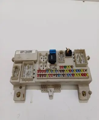 Ford Focus Fuse module 4M5T14A072AD 00001169
