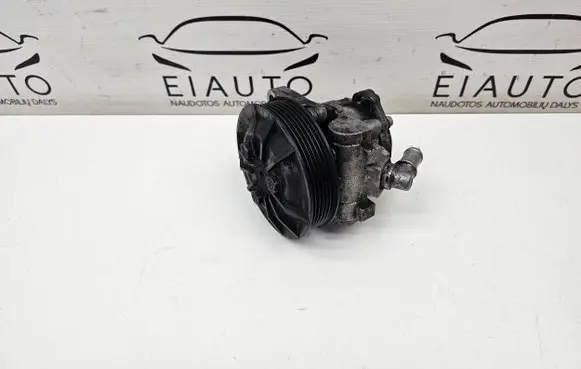 BMW 6 E63 E64 Power steering pump 6777321 7537862