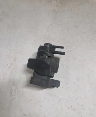 Renault Laguna III Turbo solenoid valve 149568021R