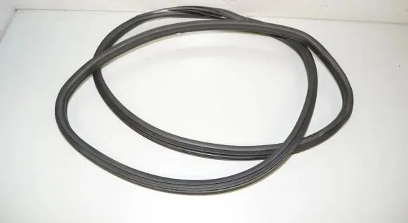 BMW 1 F40 Rubber seal rear door 9880689 51729880689
