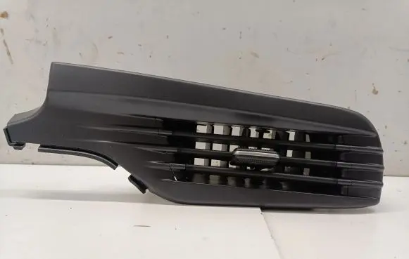 Hyundai Bayon Dashboard side air vent grill/cover trim 84790Q0000