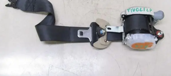 SsangYong Tivoli Front seatbelt