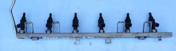 Fuel injector supply line/pipe
