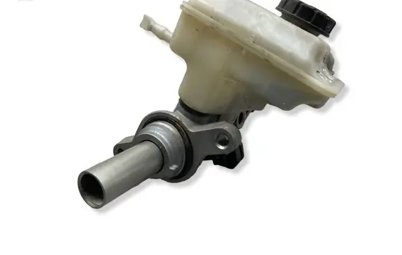 Volkswagen PASSAT B8 Master brake cylinder 5Q1611301D 35089179 03350891791