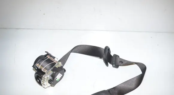 BMW 1 F40 Front seatbelt 7456264 72117456264